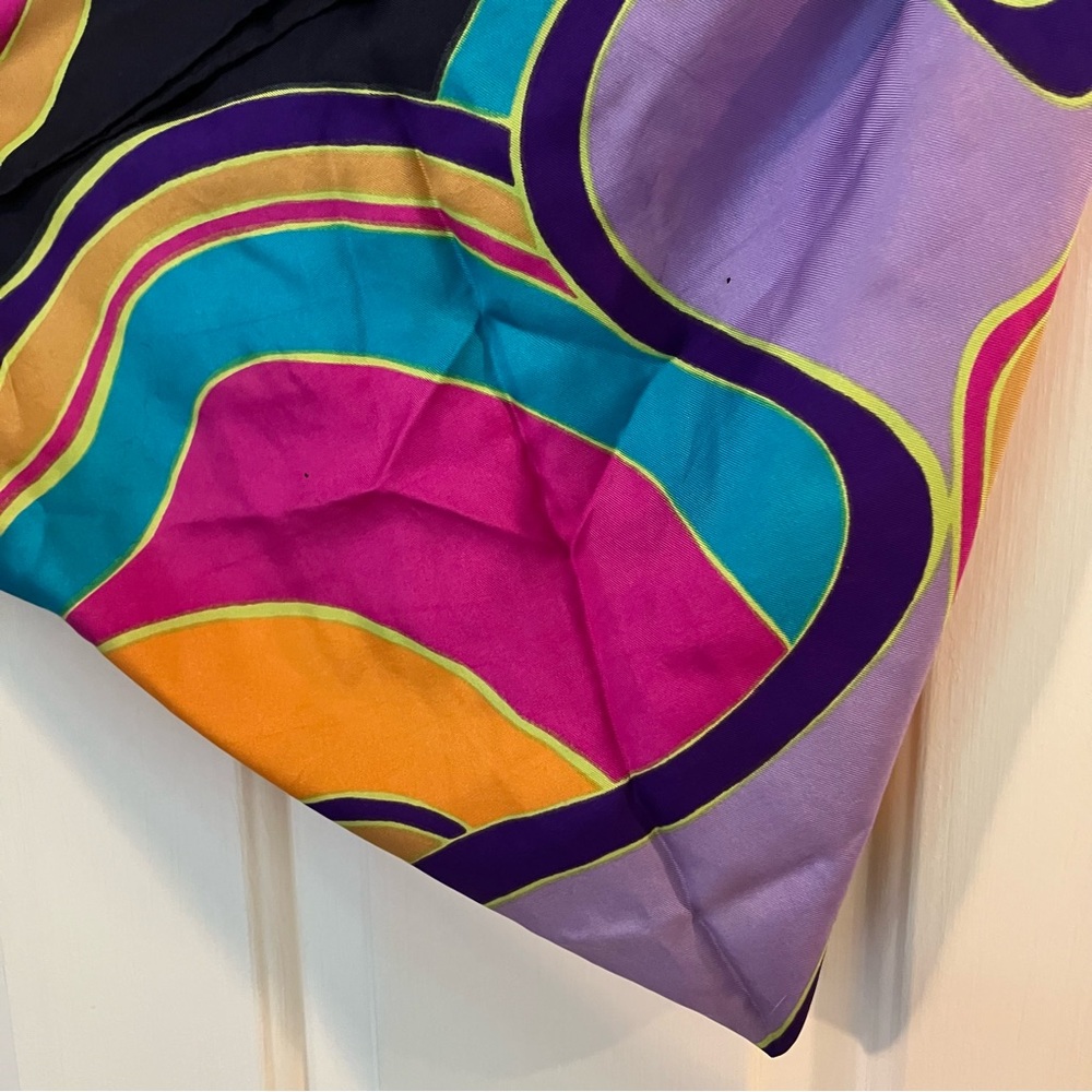 Vintage erre square scarf with funky 1960s feel - Picture 8 of 8
